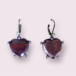Betsey Johnson Purple Stone Heart Earrings